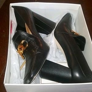 Size 11 Gibson Latimer Ritah